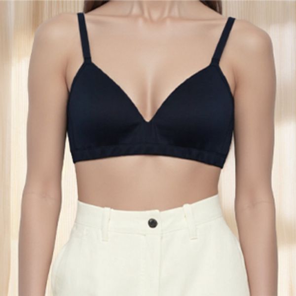 

say goodbye to the stuffiness caused by strangulation womens wireless breathable seamless padded bra enjoying a comfortable naked feeling, Black