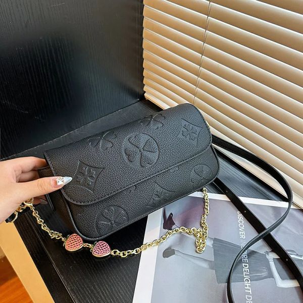 

Designer bag Shoulder Bag Luxury Bag Crossbody Purse Designer 2025 New Women fashion crossbody Chains vintage casual black white bag, Colour3