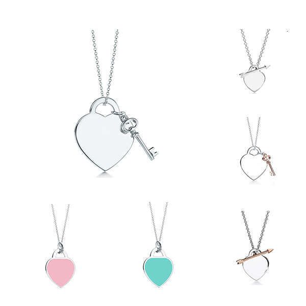 

Classic Necklaces Designer For Women Stainless Steel Key Arrow Heart Necklace OT Buckle Plated Gold Silver Designer Jewelry Woman Luxury Christmas Gift
