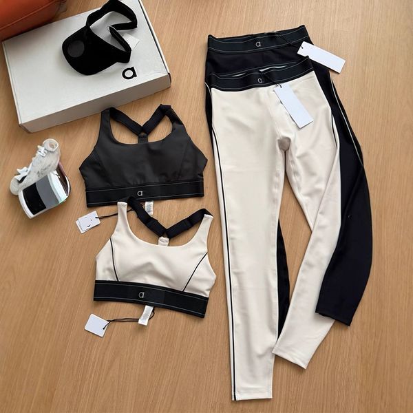 

Women's Tracksuits Designer Pilates Bra Training Women's High Waist Hip Lifting and Abdominal Compression Sports Tank Top Two Piece Set, Apricot vest