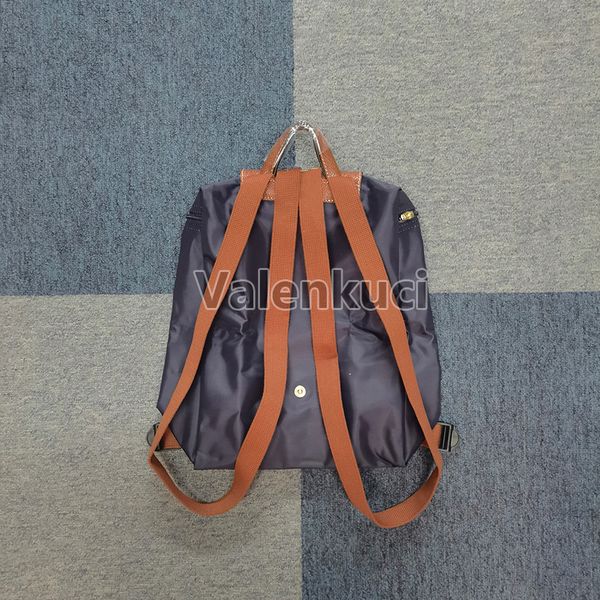 

Designer Backpacks Women Students Casual Backpacks for Girls Luxury Daily Travel Backpack Q16-6, Black