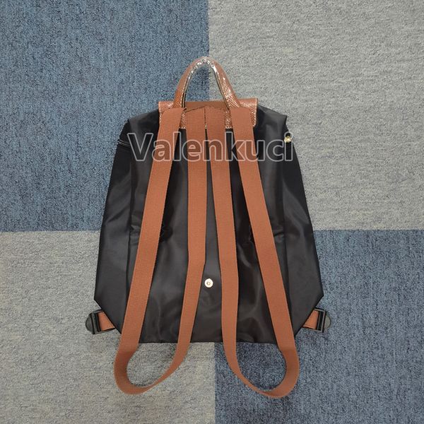 

Designer Backpacks Women Students Casual Backpacks for Girls Luxury Daily Travel Backpack Q16-4, Beige