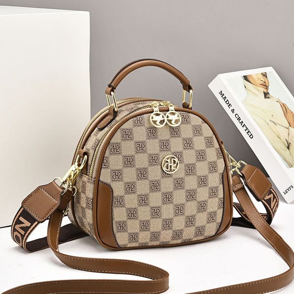 

New best-selling, versatile and high-end handbag, fashionable single-shoulder crossbody small round bag, Coffee