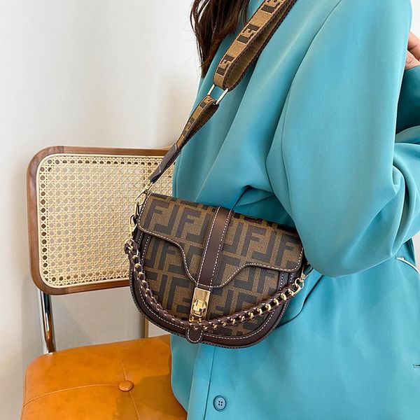 

Female bag new fashion fashion texture single shoulder bag foreign style all take cross body saddle bag 2025s hot, Fl coffee#