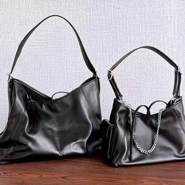 

New sheepskin Darth Vader tote bag daily commute shoulder tote bag, Black