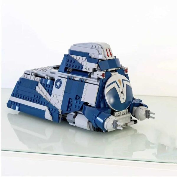 976Pcs Space Wars Model Battle of Felucia Separatist MTt The Clone Movies Series Building Blocks Bricks Christmas Toys Gifts L250930TQ99