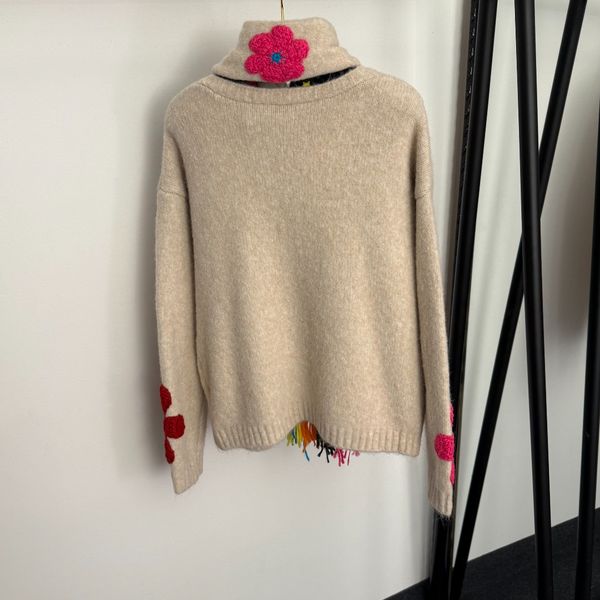 

Women's Knitted Sweater Designer Flower Jacket Cashmere Cardigan Medium Knitted Apricot Coat with Colorful Tassel Scarf, Khaki