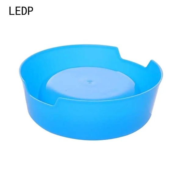 231448 Insulated cat bowl, locks in warmth in cold winter, keeps food warm, cats love to eat, and stay