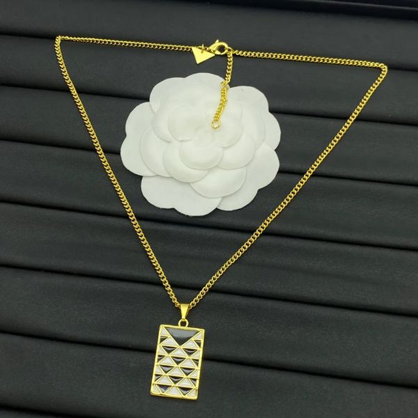 

Designer Pendant Necklace Women Necklace Luxury Jewelry Designed Chain Wedding Party Jewelry Gifts