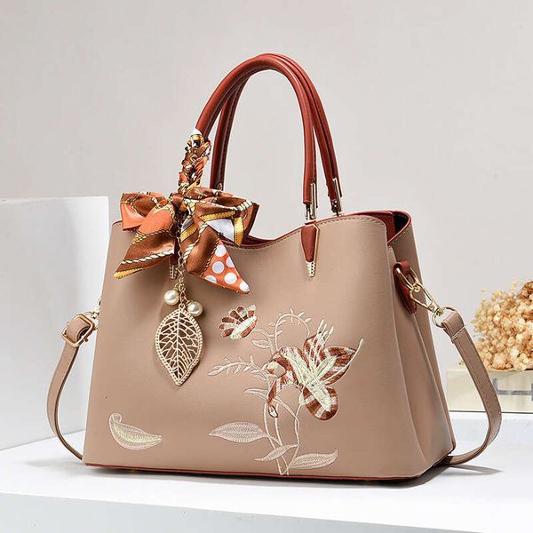 

Mirror designer bag Versatile Trendy Summer for Women, Single Shoulder Crossbody, Internet Celebrity Small Bag, New Fashion Women's Bag bags, Khaki color