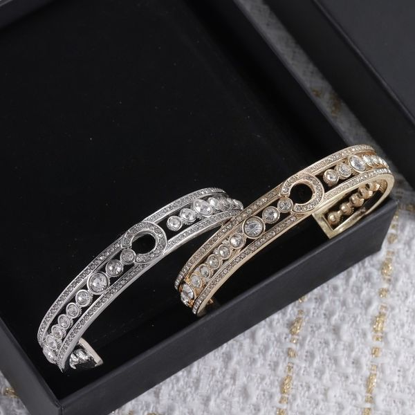 

Diamond Bracelet Luxury Designer 18K Gold-plated Bracelet Women's Daily Exquisite Open Bracelet Holiday Gift Wedding Jewelry