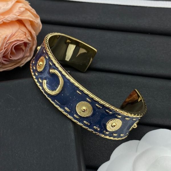 

Designer Enamel Letter Bracelet Hoop Open Bracelet Fashionable Gold-plated High-quality Bracelet Luxury Jewelry Accessories Various Styles