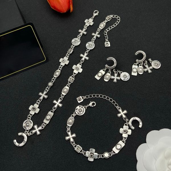 

Designer Jewelry Set for Women Necklace Earrings Bracelet Jewelry Set Classic 18K Gold-plated Necklace Letter Design Jewelry Set High Quality Multiple Options, Deep purple