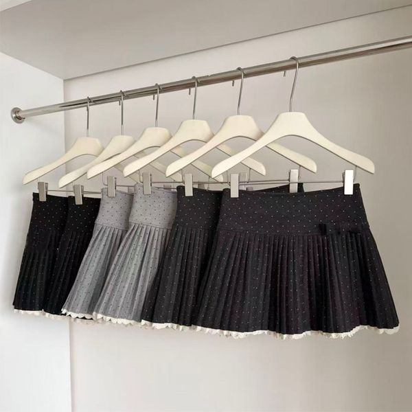

Designer women's skirt clothing pleated skirt college style polka dot heart bow pleated skirt college style, M1