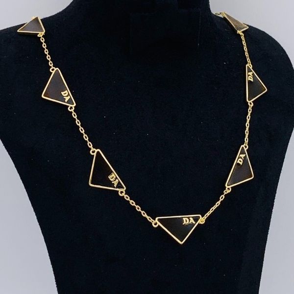 

Women's Designer Necklace Sweater Chain Triangle Pendant Luxury Jewelry Classic Brand Letter Design Necklace High Quality Couple's Holiday Gift Variety