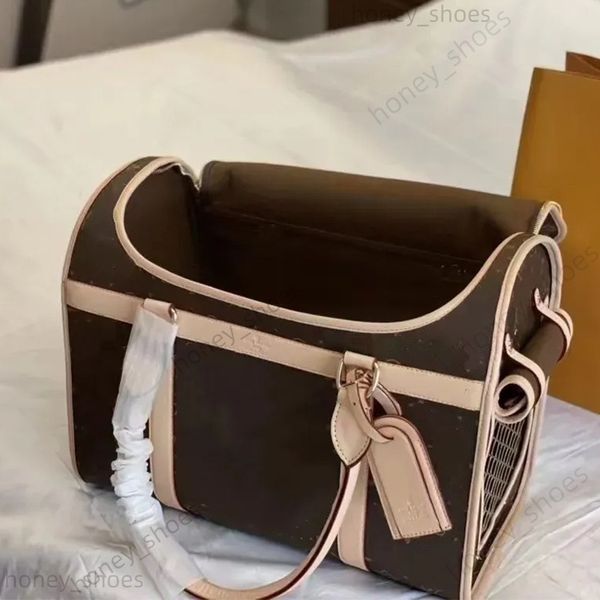 

Carrier Bags Puppy Kitten Suitcase Genuine Leather Functional Classic brand Tote bag Outdoor Pet Bag Travel Walking 39X30cm E21, Green