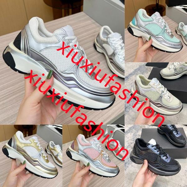 

2025 with box designer mens womens running shoes fashion new Platform Shoe luxury Wedding Party men women trainers sports sneakers jogging walking shoe, White