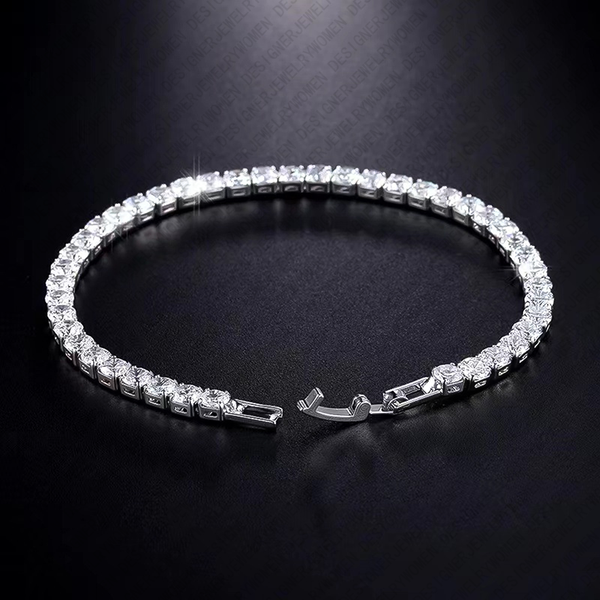 

Designer Bracelet Bracelet for Women Tennis Bracelets Full Pave Bangle Silver Bangles Luxury Jewlery Designer for Women Sparkling Timeless Elegant Gift