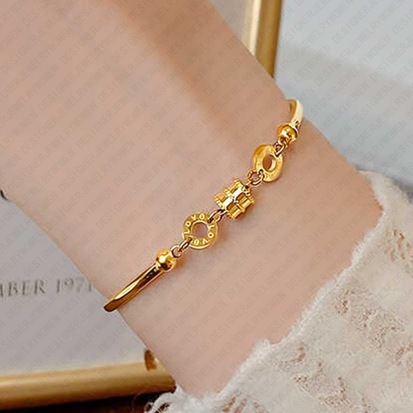 

Designer Bracelet Bracelet for Women Stainless Steel Bracelets Gold Bangle Delicate Bangles Luxury Jewlery Designer for Women Elegant Timeless Gift