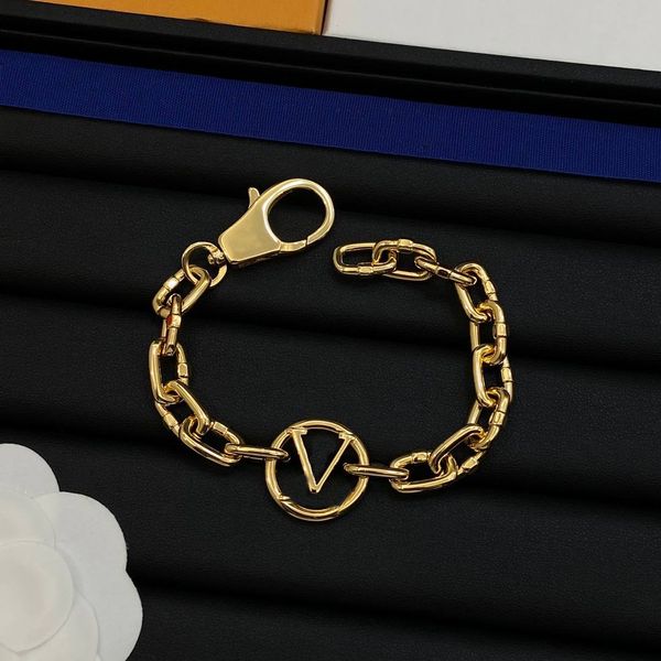 

Luxury Designer Bracelet Silver Gold Chain Letter Bracelet Women and Men Gifts Charm Copper Bangles Wedding Jewelry Gifts with Box