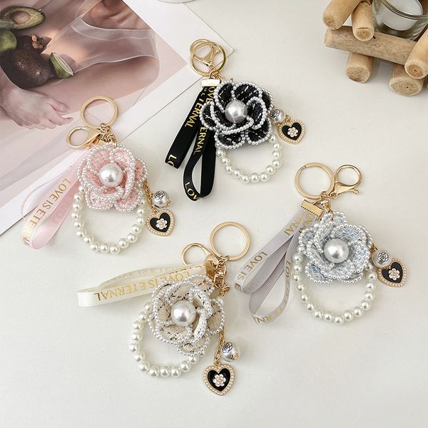 Boutique Pearl Chain Camellia Flower Weave Keychain Car Key Ring Bag Pendant Accessories Keyfob Women Girl Keyring Gift Jewelry For Christmas Gifts