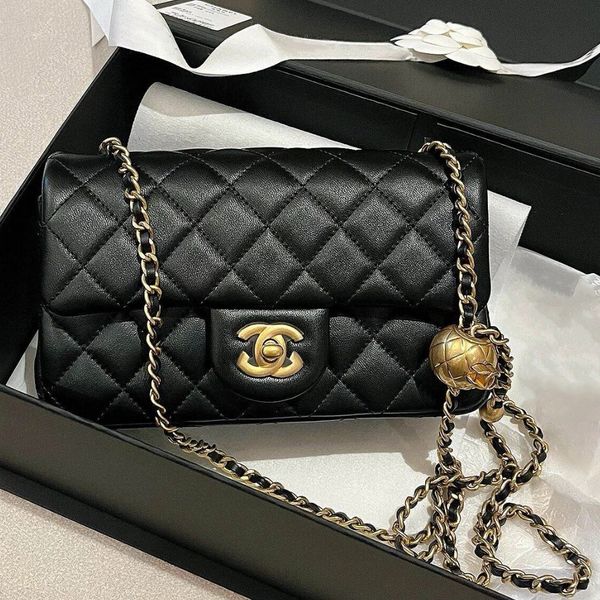 

Designer bag Luxury bag Caviar Hobo bag Toto bag Fashion bag Evening wear bag metal leather chains Tramp bags Square checkered sheepskin wallets Makeup bag, #2