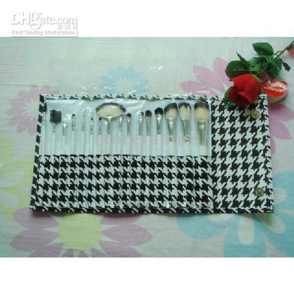 

[clearance stock] 16pcs make up brushes set pony studio plaid pigment leather case
