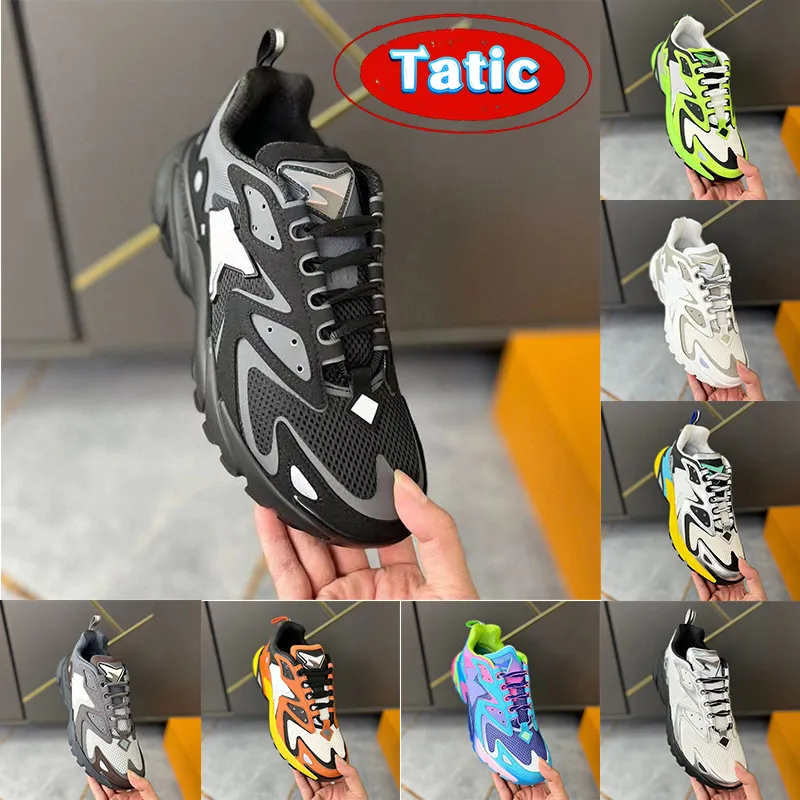 

mens tracksuits mens runner tatic sneaker running shoes designer sneakers for men fashion breathable black mesh look fashion white calfskin, Gray