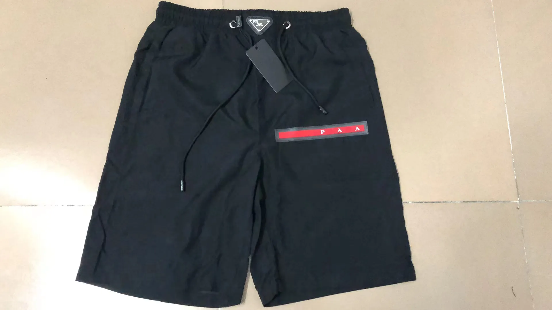 

designer men's shorts beach pants black and white paste triangle board brand luxury letter fashion casual thin style quick-drying swimm, White;black