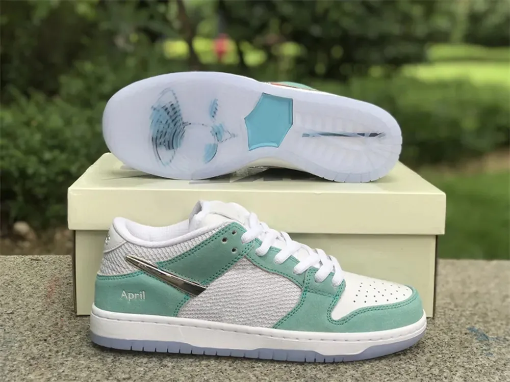 

shoes sports low april skateboards x sb fd2562-400 sneakers women shipping