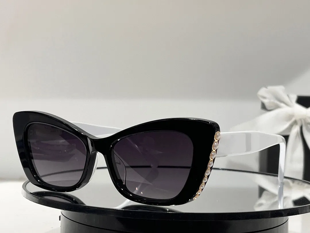 

sunglasses womens sunglasses for women men sun glasses mens 9021 fashion style protects eyes uv400 lens with random, White;black