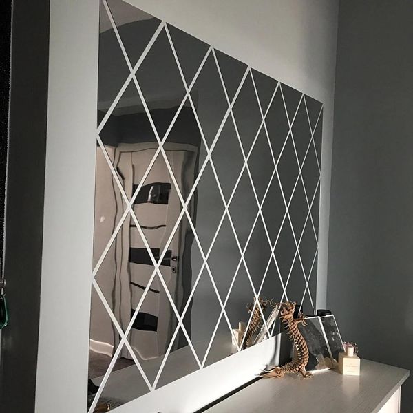 Specchio Adesivo Deco Silver Decalcomania Autoadesiva a Specchio Circolare Specchio Da Parete Autoadesivo Argento Set Di Adesivi Da Parete Flessibili a Specchio Per Soggiorno Camera Da Letto(20 Pezzi)