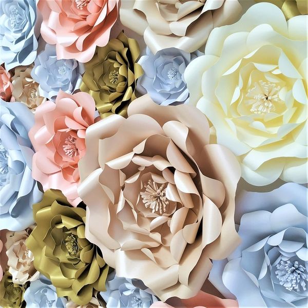 descuento grandes flores de papel