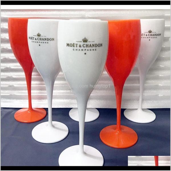 plastic goblet glasses