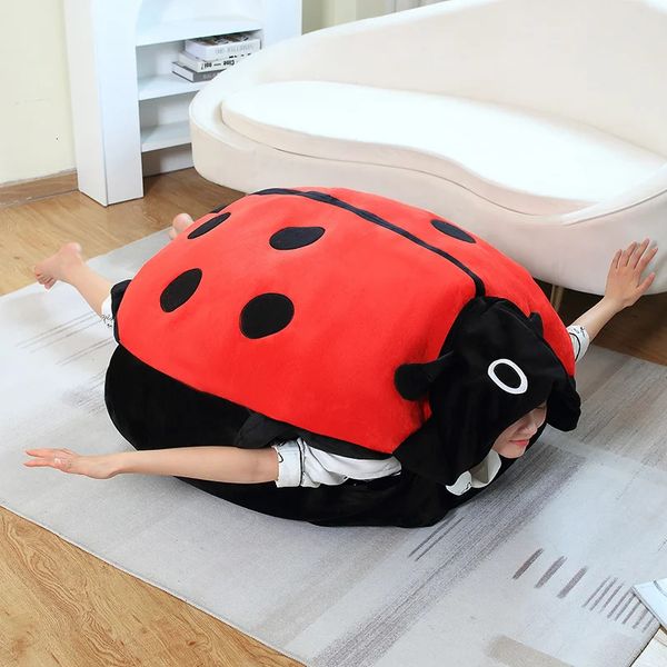 6080100cm Creative Beetle Peluche Oreiller Énorme Taille Coccinelle Vêtements Cosplay Coquille D'insecte En Peluche Doux Grand Coussin Enfants Cadeau De Noël 240105