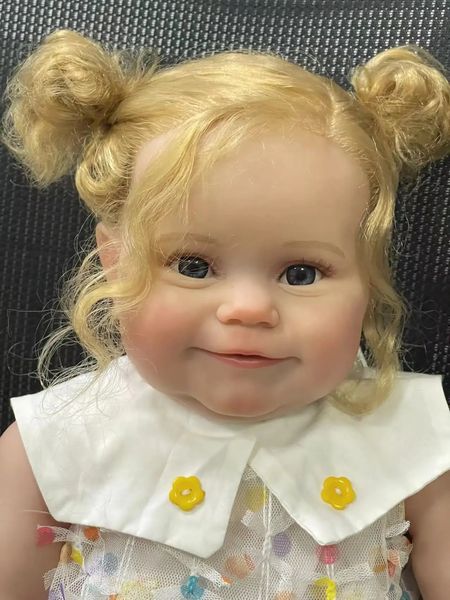 Poupée Reborn Maddie Girl, énorme taille bébé de 60CM, avec cheveux blonds longs et bouclés, peau 3D, plusieurs couches de peinture avec veines visibles, 240131