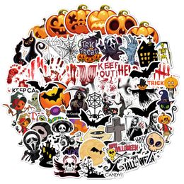 60 stks Gemengde Halloween Christams Thema Stickers Waterdichte Cartoon Graffiti Artistieke Decals Skateboard Snowboard Motorfiets Fiets Laptop Pad Notebook Sticker