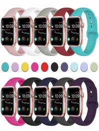 62 couleurs Bands de sangle en silicone remplacement pour le poignet de la bande Apple Watch avec des adaptateurs accessoires 38 mm 40 mm 42 mm 44 mm watchstrap6051785