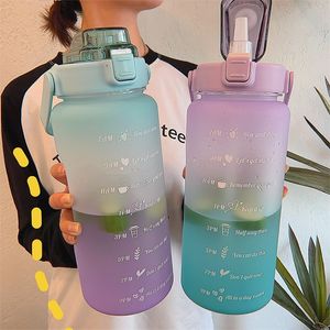 64 oz 2000 ml grande bouteille d'eau avec marqueur de temps portable étanche une paille à boire gratuite non toxique pour les sports