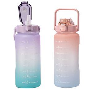 64oz 2000 ml Botella de agua grande con marcador de tiempo Portátil BPA a prueba de fugas Free Deportes no tóxicos Botella de bebida con paja Y0910