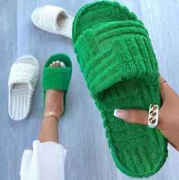 6578 Groene Winter Nieuwe Merk Dames Slipper Mode Bont Dia's Hoge Kwaliteit Soft Sole Comfort Open Teen House Flip Flops