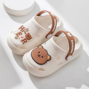 667 Fashion Kids Cartoon Home Cute Soft Soled Non-Slip Sandals Zomerontwerpschoenen Baby Unisex PVC Round Head Slippers 230520 711