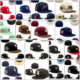 68 couleurs mélangent des chapeaux ajustés de baseball pour hommes bleu royal rouge noir Angeles "Rose Rose Sport casquettes à cœurs entièrement fermés New York Chapeau World Series patché A's