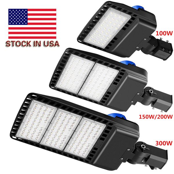 Paquete de 6 luces de estacionamiento LED Shoebox Pole Light, 150W 200W 300W 5700K, cableado directo AC 100-277V, luces de estacionamiento de calle, fotocélula gratis