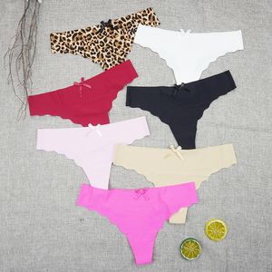 6pcs / lots Strings Sans Couture Sexy Sous-Vêtements Intimes Femmes Culottes Imprimé Léopard Super Mince Tangas Glace Soie Taille Basse Dames T Culotte Y1121