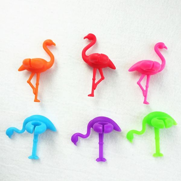 6pcs/set Multicolor Flamingo Forma Marcadores de vaso de vino de vínculo identificador de la copa Marca Marca de alimentos Suministros de fiestas de silicona