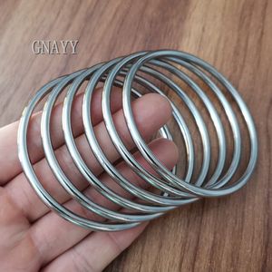 6pcs / set femmes mens CADEAUX DE VACANCES DE NOËL argent en acier inoxydable brillant bracelet manchette solide 4mm de large 58mm 60mm 68mm choisir des bijoux