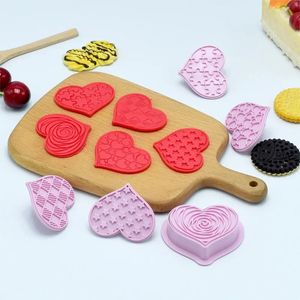 6pcs Saint-Valentin Cookie Cutter Set Heart Valentin Fondant Bookie BackoSing Moules de tampons de tampons