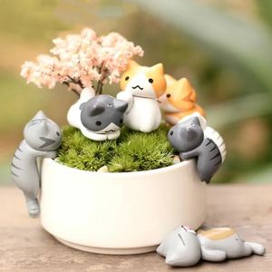 6pcSset Cartoon Cat Lucky Cat Home Garden Bonsai décorations Miniatures Gift Lovely Micro Landscape Kitten Miniature Craft 240408