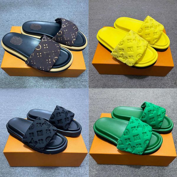6s Sandalias de diseñador Parejas para mujer Almohada para piscina Cuero para mujer Famosa plataforma Sandalia Zapatos planos de verano Moda Zapatillas de playa Diapositivas